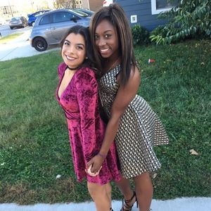 Meet your Posher, Maya alexandra